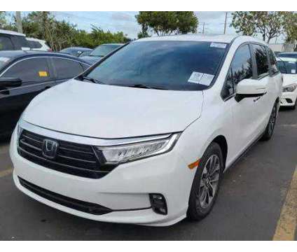 2022 Honda Odyssey for sale is a White 2022 Honda Odyssey Car for Sale in West Park FL
