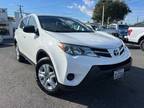 2015 Toyota RAV4 LE 4dr SUV White,