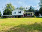 Pilot Mountain, Surry County, NC House for sale Property ID: 417913161