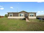 381 Callihan Rd, Lockhart, TX 78644