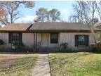908 E Stone St - Brenham, TX 77833 - Home For Rent