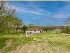 Lincoln, Benton County, MO Farms and Ranches, House for sale Property ID: