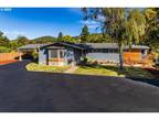 2254 SE DOUGLAS AVE, Roseburg OR 97470