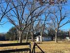 941 Wainscott Rd, Sadler, TX 76264