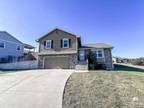 712 Loma Ridge Circle Manhattan, KS