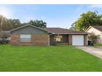 1122 Union Valley Dr, Pearland, TX 77581