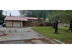 419 Willow Ln, Baytown, TX 77520