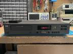 NAD 5240 CD Perfect Condition, Tested, Original owner, Working Remote, Rare
