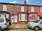 Shakespeare Crescent, Eccles, M30 2 bed terraced house for sale -