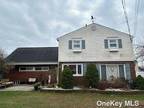 West Babylon, Suffolk County, NY House for sale Property ID: 418457597