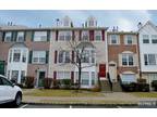 498 Quince Ct, Mahwah, NJ 07430