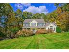 15 Chauncey Dr, Oxford, CT 06478