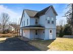 291 Niantic River Rd, Waterford, CT 06385