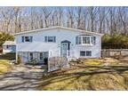 50 Carriage Hill Dr, East Lyme, CT 06357