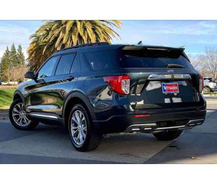 2024 Ford Explorer XLT is a Blue 2024 Ford Explorer Car for Sale in Chico CA