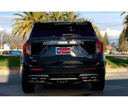 2024 Ford Explorer XLT is a Blue 2024 Ford Explorer Car for Sale in Chico CA