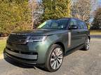 2024 Land Rover Range Rover P615 SV