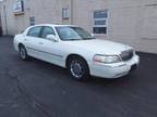 2006 Lincoln Town Car Signature Limited