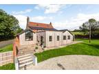 6 bedroom detached house for sale in Hill Drop Lane, Hungerford, RG17