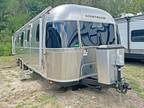 2019 Airstream Classic 33FB 33ft