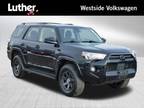 2021 Toyota 4Runner Black, 47K miles