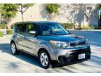 2017 Kia Soul Base Gray,