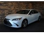 2020 Lexus ES 300h