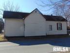 233 N 8th St Murphysboro, IL