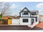 Frant Road, Tunbridge Wells, Kent, TN2 3 bed detached house to rent -