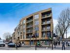 2 bedroom flat for rent in Chesworth Court, London, E1