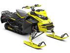 2022 Ski-Doo Renegade X-RS 850 E-TEC ES w/ Smart-Shox, Ice Ripper XT 1.5