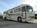 2000 Country Coach Affinity V42 42ft