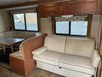 2014 Winnebago Vista M-31KE