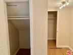 Flat For Rent In Los Angeles, California