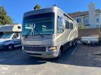 2006 National RV Dolphin