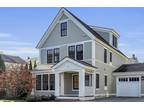 15 Saw Mill Cir Gloucester, MA