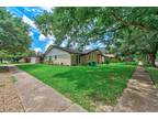 5603 Jackwood St, Houston, TX 77096