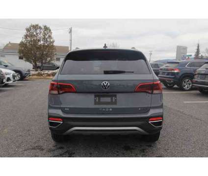 2024 Volkswagen Taos 1.5T SE is a Black, Grey 2024 1.5T SE SUV in Rutland VT