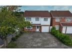 4 bedroom detached house for sale in Blue Pots Close, Leicester Forest East, LE3