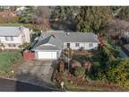 8429 SE CHRISTEN CT, Gladstone OR 97027