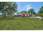 1265 Hillside Oaks Dr, La Vernia, TX 78121