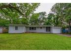 1702 W Crockett St, La Marque, TX 77568