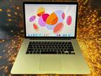 APPLE MACBOOK PRO 15" QUAD CORE i7