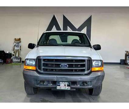 2000 Ford F350 Super Duty Crew Cab for sale is a White 2000 Ford F-350 Super Duty Car for Sale in Sacramento CA