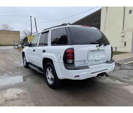 2007 Chevrolet Trailblazer for sale is a White 2007 Chevrolet trail blazer Car for Sale in Oak Park MI