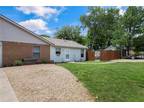 2601 W Oak St Rogers, AR -