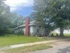 408 S James St Carbondale, IL