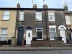 2 bedroom Mid Terrace House to rent, Pier Plain, Gorleston, NR31 £850 pcm