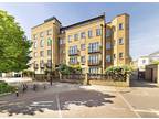 Flat for sale in Stockwell Green, London, SW9 (Ref 216323)