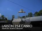 2002 Larson 254 Cabrio Boat for Sale